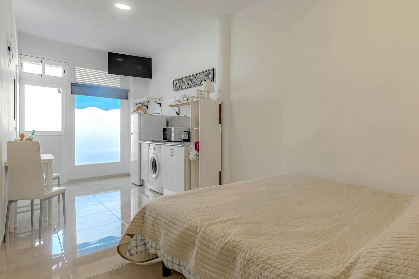 Apartment On Pinta Beach 阿德耶 外观 照片
